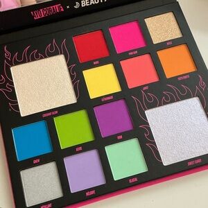Beauty Bay Ayo Coralie Palette